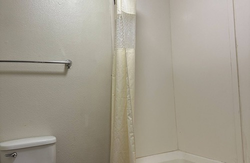 Southwest Anaheim Hotel | Beachside Inn Motel