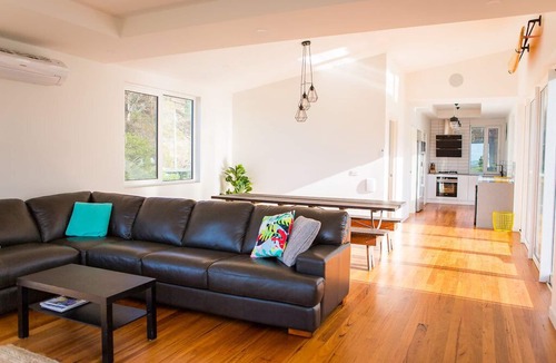 Separation Creek House | Beachside luxury living in Wye River-perfect for the family or groups of friends