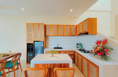 Kesiman Villa | Beachside Luxury 3BR Mediterranean Sanur