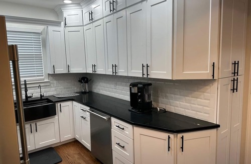 Lido Beach House | Beachside luxury, completely renovated 2023
