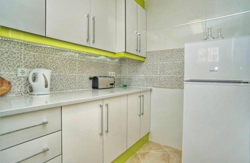 Torrevieja Apartment | Beachside Modern 2 Bedroom spacious Apartment
