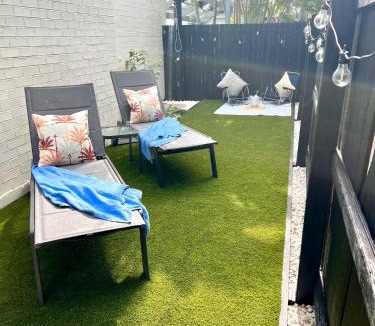 Mooloolaba Apartment | Beachside Mooloolaba