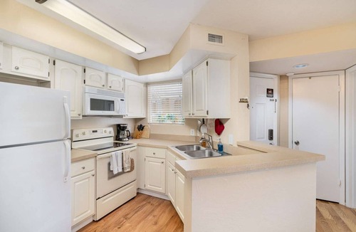 Ocean Side Village Apartment | Beachside Pondview Retreat