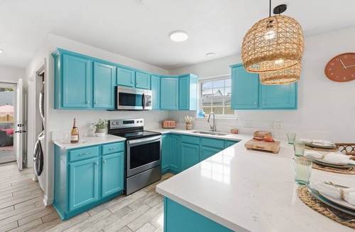 Kiska Beach House | Beachside Retreat with Pool, Hot Tub and Sleeps 14
