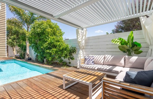 Papamoa Beach House | Beachside Retreat with Private Pool