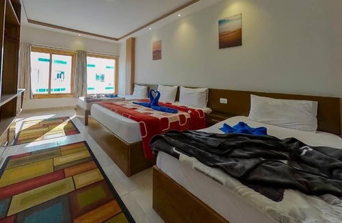 Dahab Villa | Beachside Villa with private rooftop seating area overlooking the sea