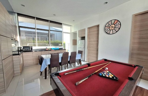 Cha-am Villa | Beachtown2 Cha-am Private Poolvilla From Beach2km