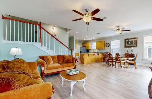 Audubon Place House | Beachview duplex with double lofts balcony W&D Wifi
