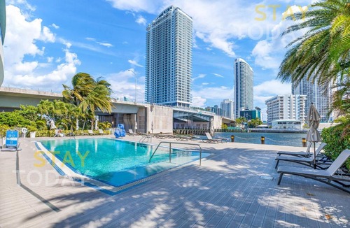 Hallandale Beach Apartment | Beachwalk Resort - Waterfront huge 3-Bedroom apartment with direct ocean-view! 25 min to FIFA!
