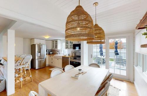 West Dennis House | Beachwalk Too