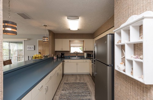 Coquina Gables Apartment | Beachy Getaway–Cozy, Clean & Equipped w/All Essentials! Relax, Enjoy & Refresh!