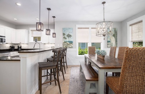 Laurel Grove House | "Beachy Green" 2 Golf Carts, Beach, 3 Pools, Sandestin, On Golf Course