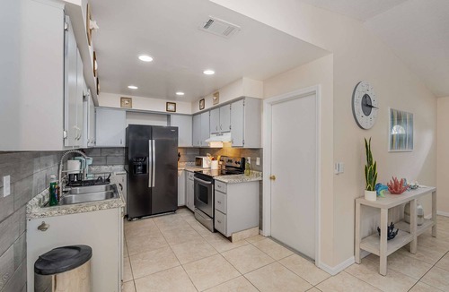 South Patrick Shores House | Beachy Retreat 1 Mile to Beach