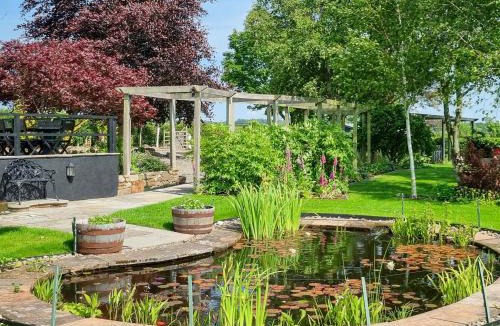 Welton House | Beacon Cottage