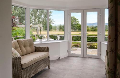 Welton House | Beacon Cottage