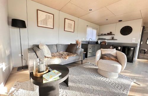Oban Apartment | Beaks and Feathers Boutique Accommodation on Stewart Island