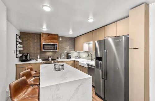 Steamboat Springs Apartment | Bear Claw 106 - Unbeatable Backdoor Ski-in Ski-out Access, Slope Views & Winter Shuttle!