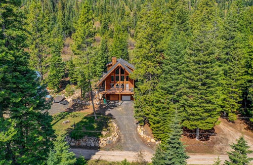 Cascade House | Bear Den - Trailer Parking - Pet friendly - Close to the Lake