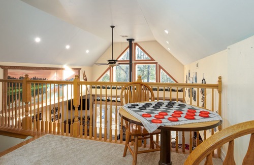 Cedar Mountain Cabin | BEAR HOLLOW A COZY MOUNTAIN CABIN