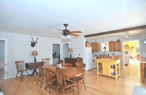 Great Cacapon House | Bear Necessities -Forget your Worries!