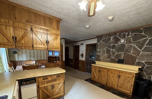 Cabins Cottage | Bear Paw Cottage