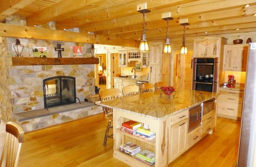 Huntingdon Cabin | Bear's Paw Lodge - Rustic Mountain Escape