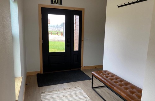 Custer Apartment | Bearded Buffalo Resort