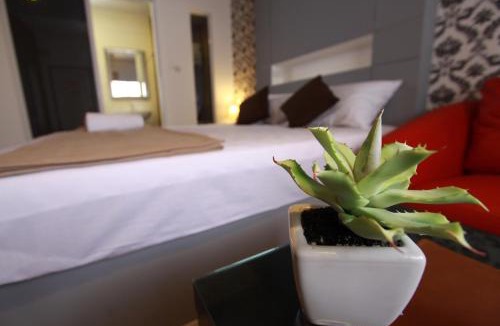 Bang Na Hotel | Bearing26 Hotel