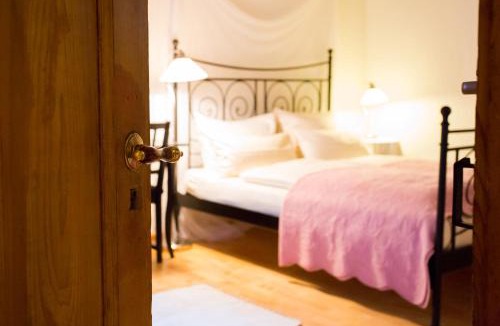 Munzenberg Bed & Breakfast | Beate's Bed & Breakfast