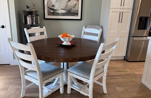 Royal Harbor Apartment | Beatiful 2br/2bathroom apartment with a dock in Naples.