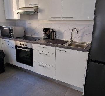Saint-Georges-d'Esperanche Apartment | Beau Appartement T2