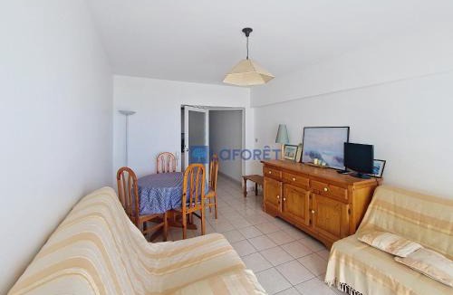 Les Sables d'Olonne Apartment | Beau Studio 1er étage avec balcon et ascenseur - FR-1-331-43