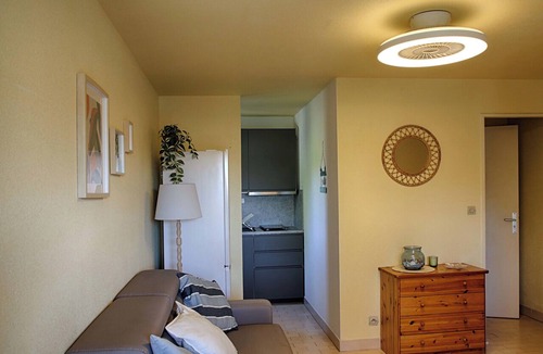 Agay Apartment | Beau studio cabine avec piscine et plage à 50m