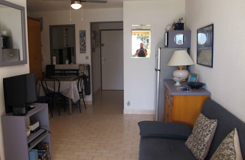 Agay Apartment | Beau studio cabine en rez de jardin dans résidence
