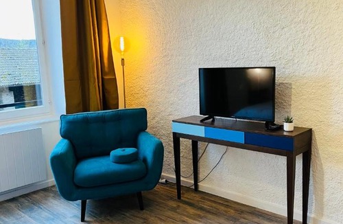 Cremieu Apartment | Beau studio proche des Halles