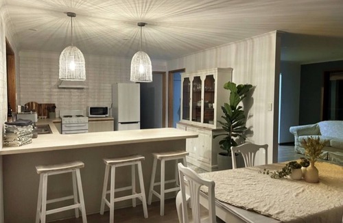 Beaufort House | Beaufort Cottage Retreat “Oaks on Havelock”