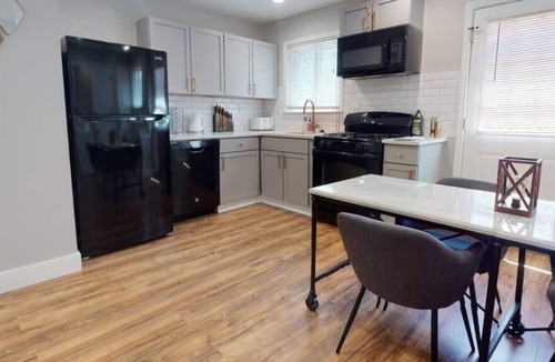 Drayton Plains House | Beaumont Beauty in Royal Oak