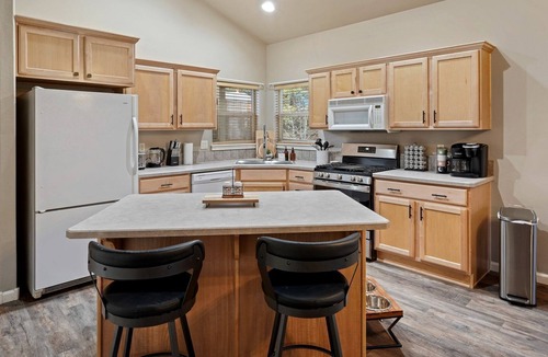 Boyd Acres Cottage | Beaumont - Easy Access to All of Central Oregon