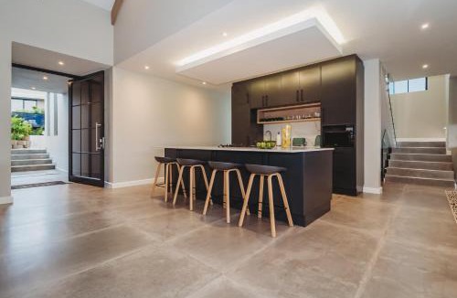 George Villa | Beaumont House