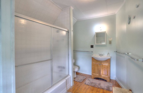 Rangeley House | Beauregard - come unwind in this secluded farmhouse