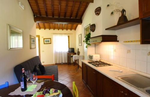 Castelfranco di Sopra Apartment | Beautiful apartment for 4 guests with WIFI and pets allowed
