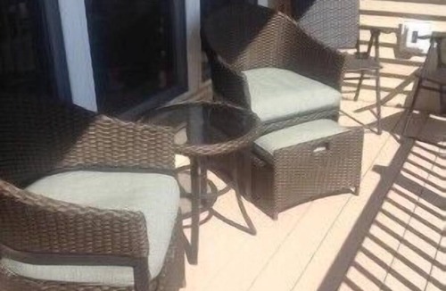 Hampton Condo | Beautiful 1 Bdrm Ocean Front Condominium located in the heart of Hampton Beach!