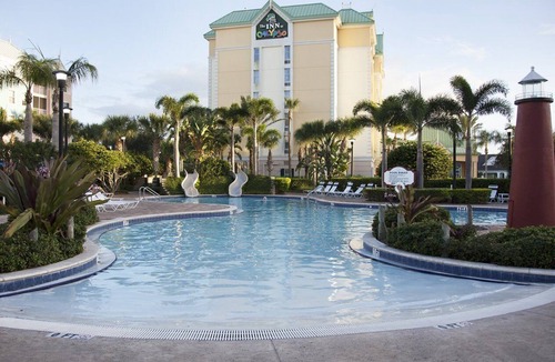 Kissimmee Apartment | Beautiful 1 bedroom unit at resort, sleeps 4