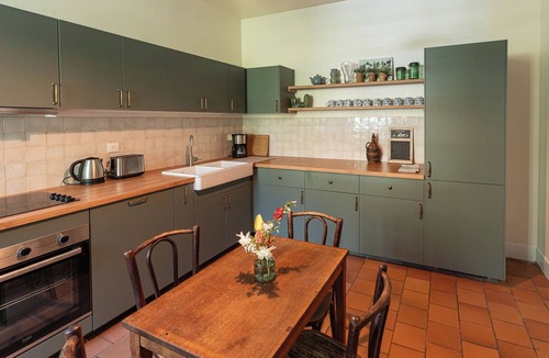 Apremont-sur-Allier House | Beautiful 1900 Demeure with swimming pool and enclosed garden, in a charming village