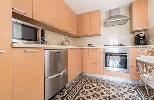 Nahalat Shiv'a Apartment | ✦Beautiful 2 BDR ✦2 bath ✦balcony ✦ near Mamilla✦