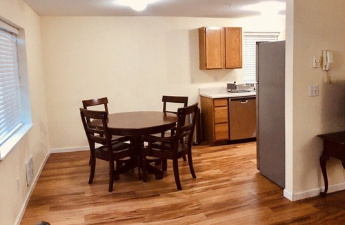 Central District Apartment | Beautiful 2-bed 2 bath, UW Harborview, Virginia Mason & other downtown Hospitals