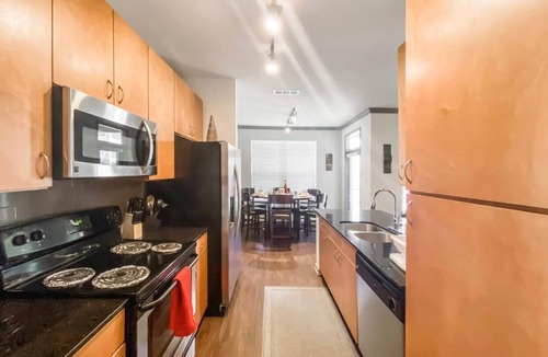 George Bush Park/Eldridge House | Beautiful 2 bed room 2 baths