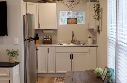 Acton Apartment | Beautiful 2-bedroom apartment in charming Southeast Indianapolis