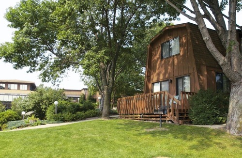 Spirit Lake Apartment | Beautiful 2 bedroom unit at resort, sleeps 6