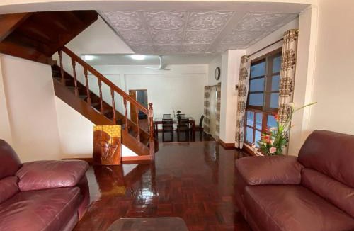 Suan Luang House | Beautiful 2 story newly renovated bungalow house